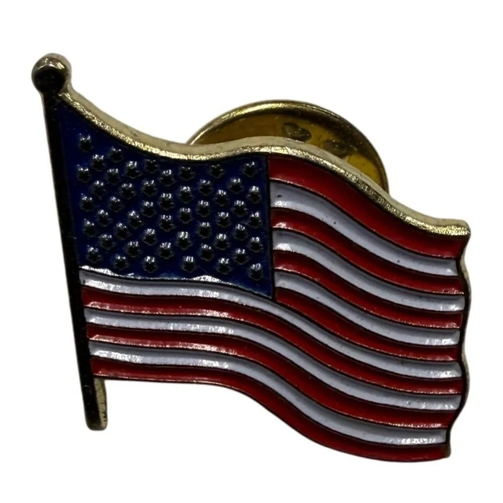 American Flag Waving Lapel Pin Patriotic Red White Blue Enamel Gold Tone Hat Tie